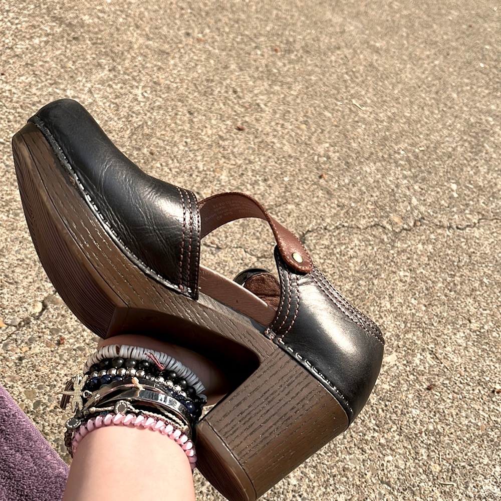 Originally $160 shoes. Recommended for fashion or work.
